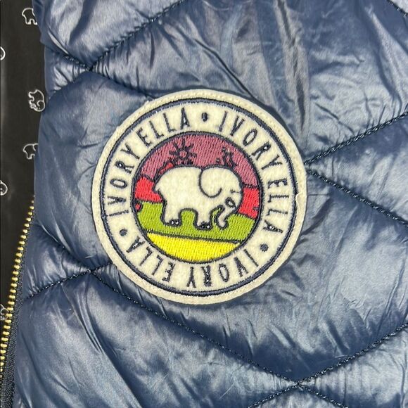 Ivory Ella Blue Quilted Vest - Picture 4 of 7